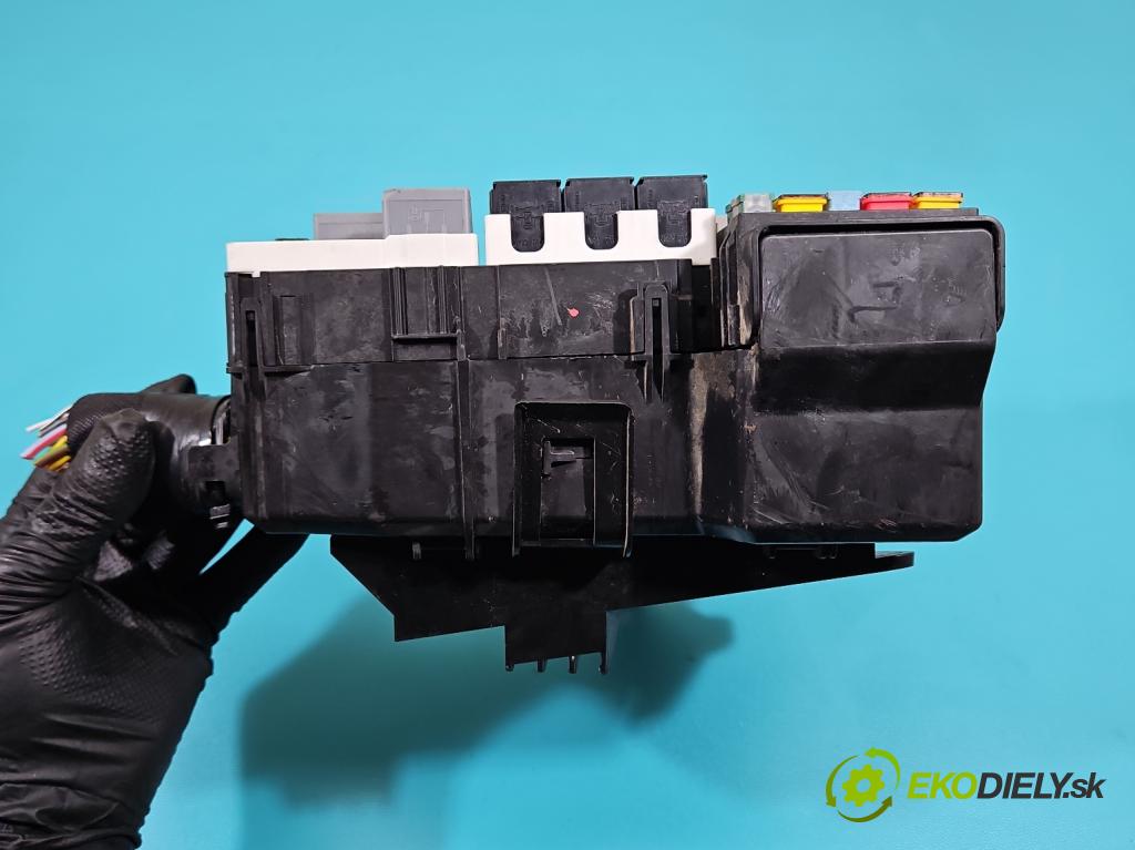 Ford Transit Custom 2013- 2.0 tdci 131 hp manual 96 kW 1995 cm3 5- skříňka pojistková JK2T14401 (Pojistková skříňka)