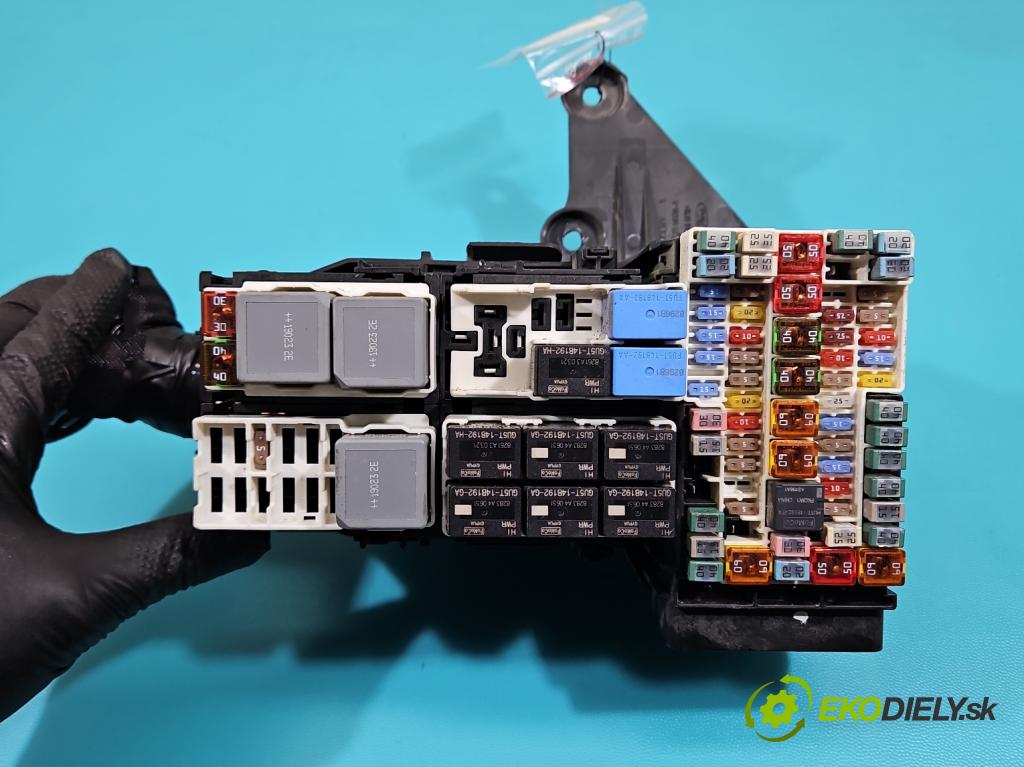 Ford Transit Custom 2013- 2.0 tdci 131 hp manual 96 kW 1995 cm3 5- skříňka pojistková JK2T14401 (Pojistková skříňka)