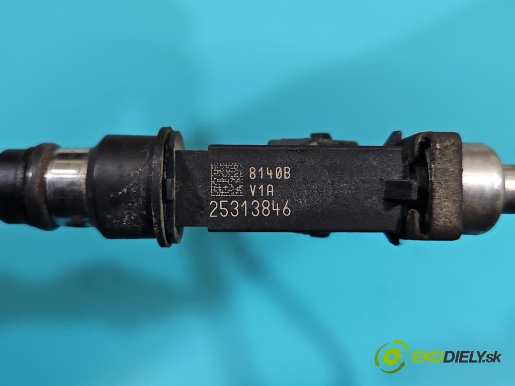 Opel Astra II 1998-2009 1.6 16v 101 HP manual 74 kW 1598 cm3 4- vstrek 25313846 (Vstrekovač paliva)