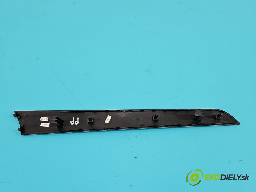 Audi A4 B8 2007-2015 2.7 tdi 190 HP automatic 140 kW 2698 cm3 4- lišta ozdobná vnitŕní: 8K0863305