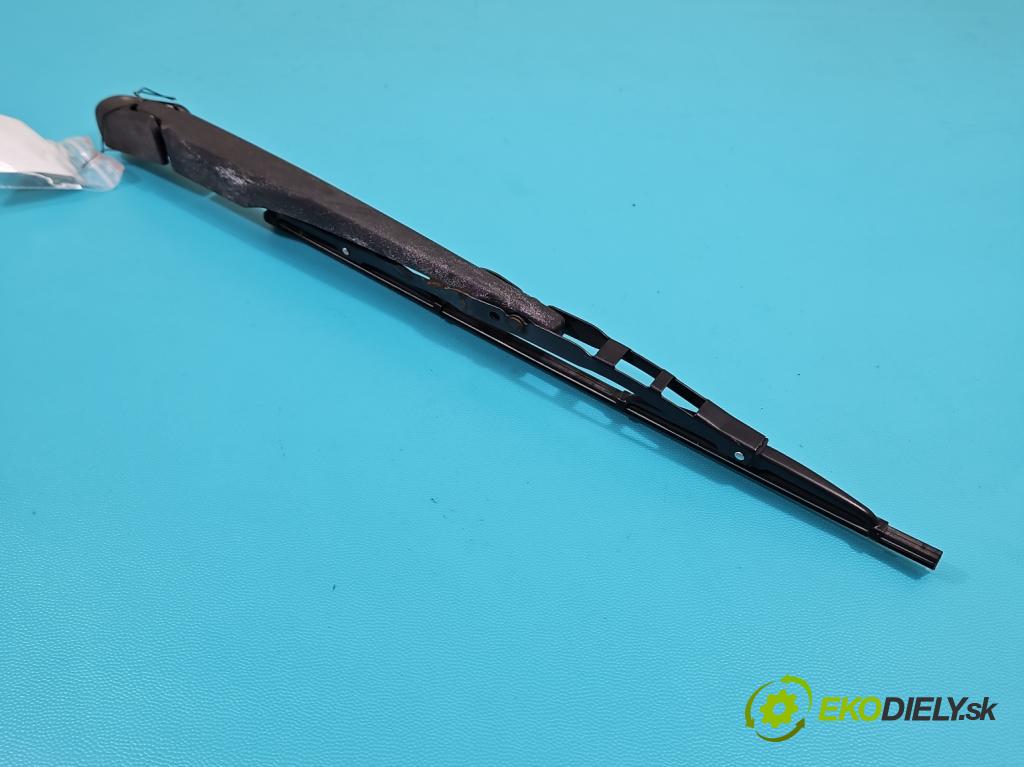 Bmw X3 E83 2003-2010 3.0d 218 hp automatic 160 kW 2993 cm3 5- rameno stěrače zadní 