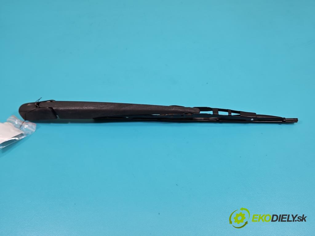 Bmw X3 E83 2003-2010 3.0d 218 hp automatic 160 kW 2993 cm3 5- rameno stěrače zadní