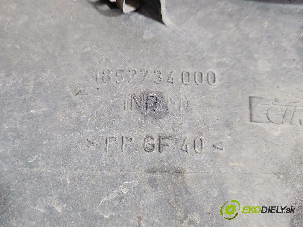 Audi A4 B5 1994-2001 1.8 20v 125 HP  92 kW 1781 cm3 4- pas predný 8D0805594 (Výstuhy predné)