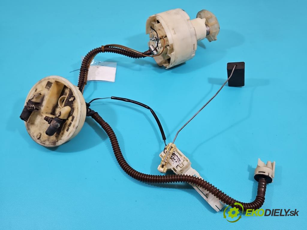 Audi A4 B5 1994-2001 1.8 20v 125 hp  92 kW 1781 cm3 4- čerpadlo paliva 8D0201319
