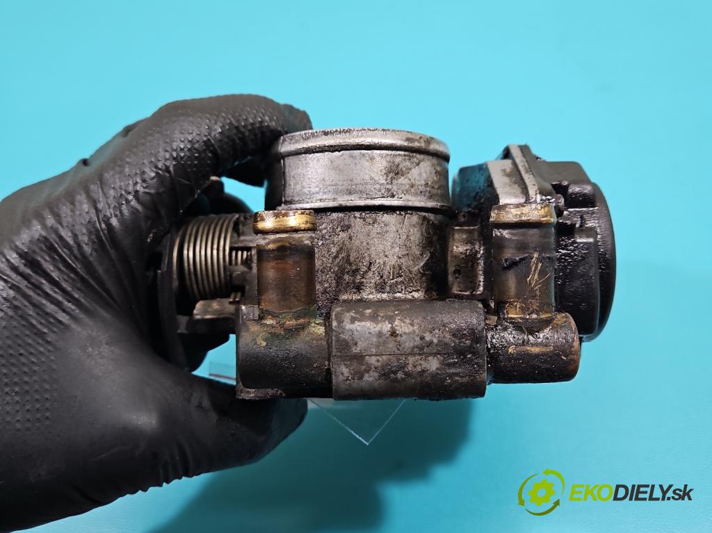 Audi A4 B5 1994-2001 1.8 20v 125 HP  92 kW 1781 cm3 4- klapka 058133063 (Škrtiaca klapka)