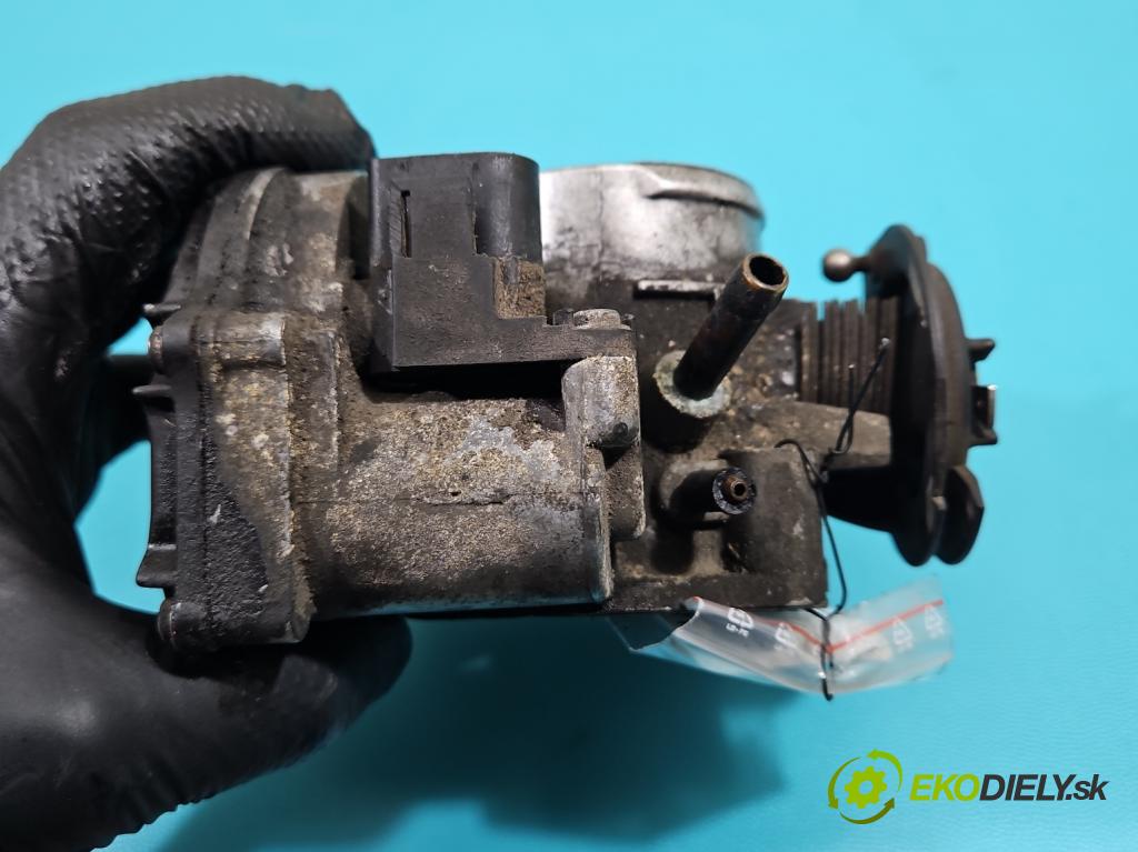 Audi A4 B5 1994-2001 1.8 20v 125 HP  92 kW 1781 cm3 4- klapka 058133063 (Škrtiaca klapka)
