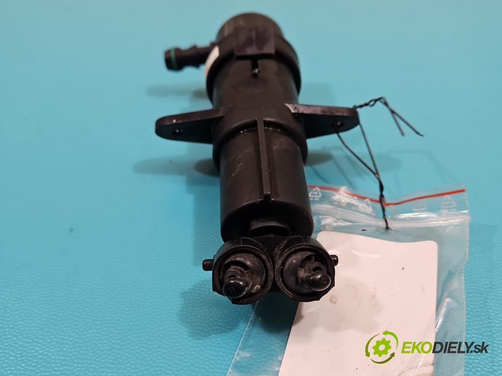 Bmw X3 E83 2003-2010 3.0d 218 HP automatic 160 kW 2993 cm3 5- ostrekovač reflektor: ľavý 7001949 (Motorček ostrekovačov)