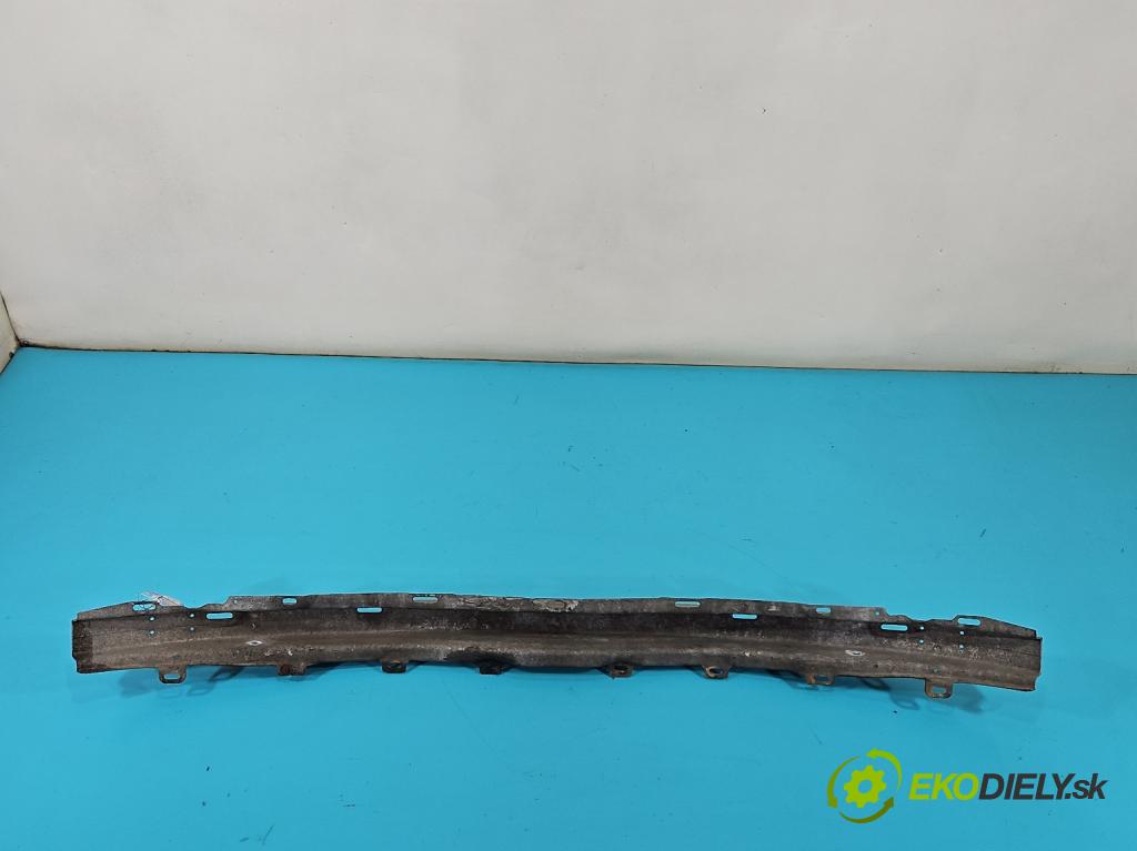 Audi A4 B5 1994-2001 1.8 20v 125 HP  92 kW 1781 cm3 4- výstuha nárazník predné