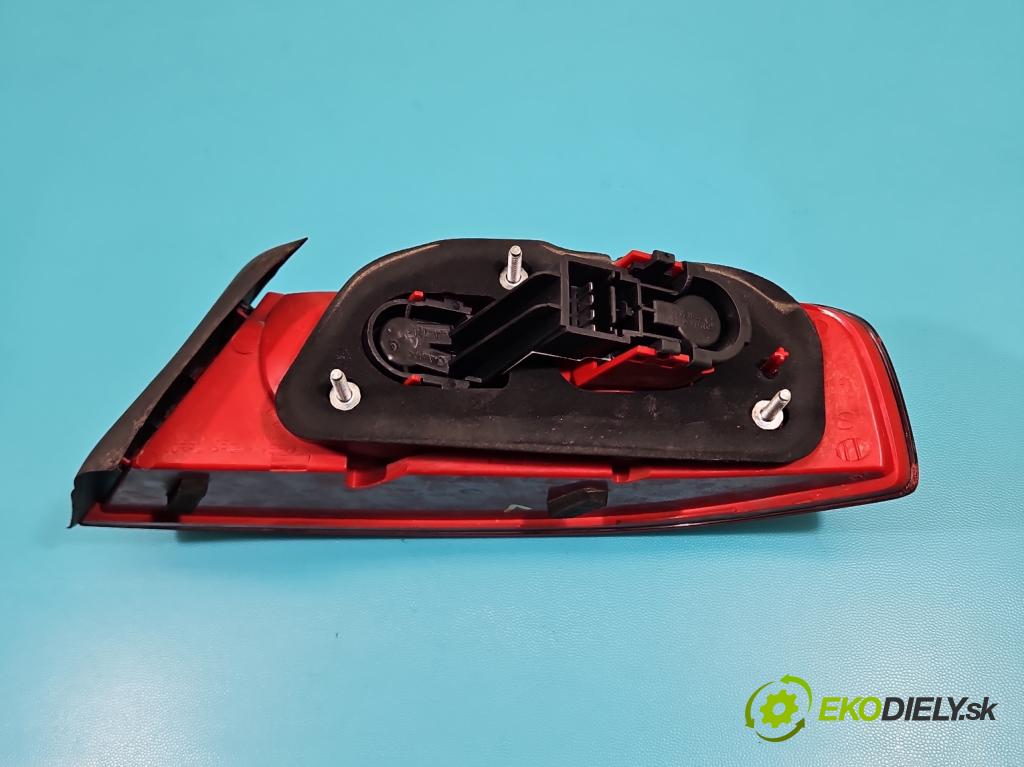 Alfa romeo 159 1.9 jtd 116 HP manual 85 kW 1910 cm3 4- svetlo / reflektor zadné ľavé 939532802 (Kľučka dverí ostatné)