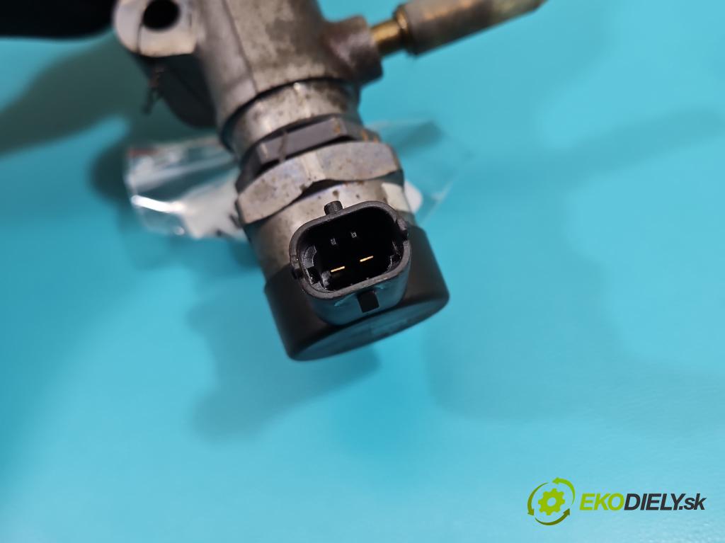 Kia Ceed I 2006-2012 2.0 CRDI 140 HP manual 103 kW 1991 cm3 5- lišta vstrekovacia 0445214140 (Vstrekovacia lišta)