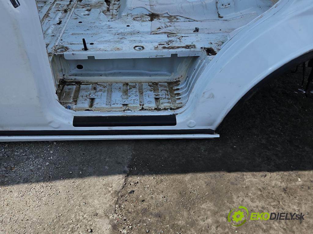 Ford Transit Custom 2013- 2.0 tdci 131 HP manual 96 kW 1995 cm3 5- Práh: pravý  (Karoséria ostatné)