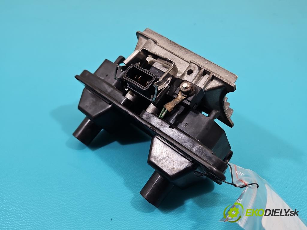Audi A4 B5 1994-2001 1.8 20v 125 HP  92 kW 1781 cm3 4- cievka zapaľovacia  (Zapaľovacia cievka)