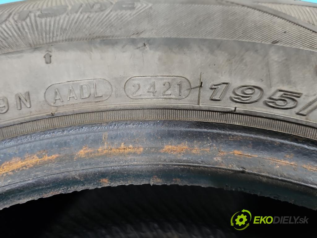 Peugeot 307 2.0 HDI 107 HP manual 79 kW 1997 cm3 5- pneumatiky: zimní 4 ks komplet