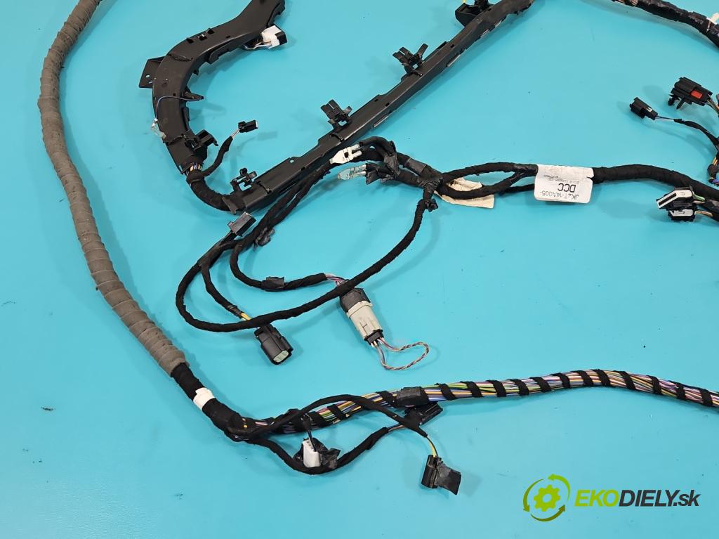 Ford Transit Custom 2013- 2.0 tdci 131 hp manual 96 kW 1995 cm3 5- Balíček: JK2T-14A005-DCC