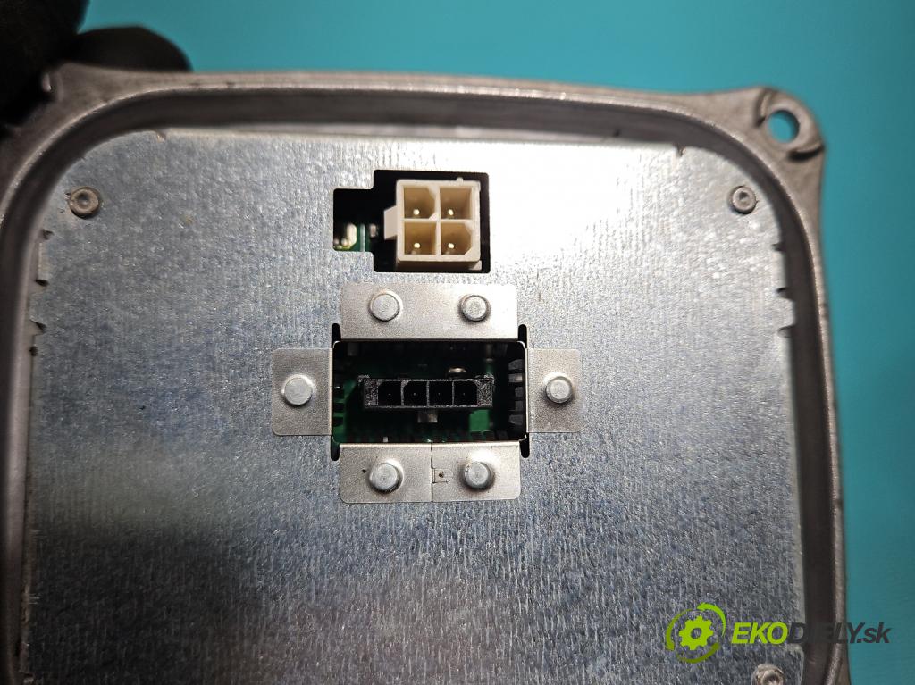 Bmw X3 E83 2003-2010 3.0d 218 HP automatic 160 kW 2993 cm3 5- střídač: xenon 1307329153 (Riadiaca jednotka xenónu)