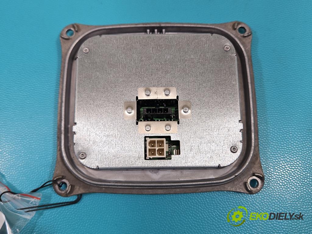 Bmw X3 E83 2003-2010 3.0d 218 HP automatic 160 kW 2993 cm3 5- střídač: xenon 1307329153 (Riadiaca jednotka xenónu)