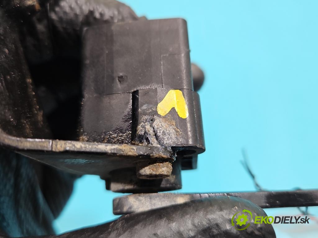 Bmw X3 E83 2003-2010 3.0d 218 HP automatic 160 kW 2993 cm3 5- snímač nastavenia xenon 6778810 (Snímač)