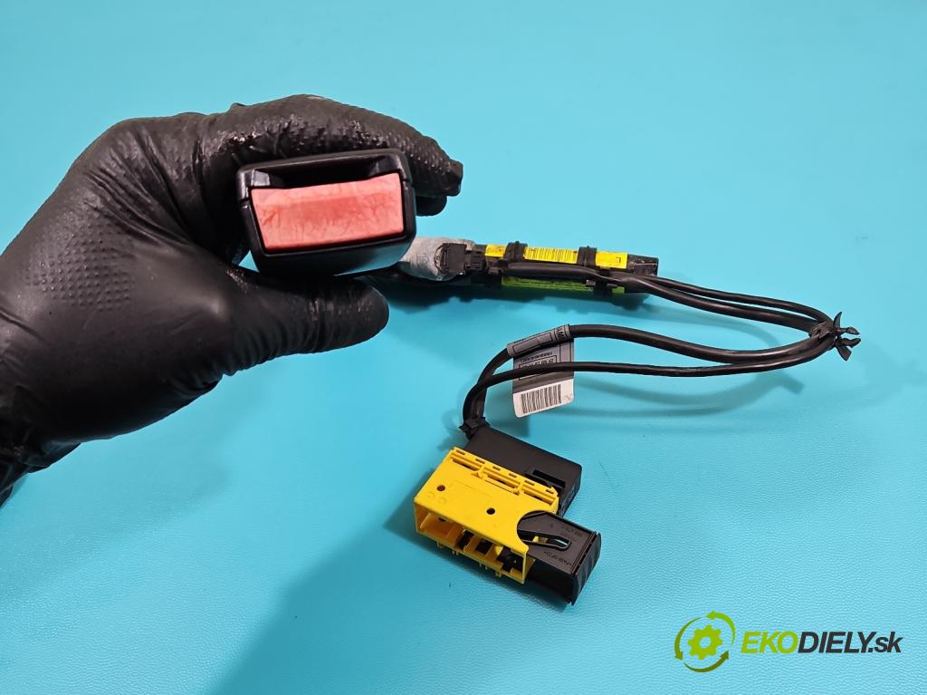 Bmw X3 E83 2003-2010 3.0d 218 HP automatic 160 kW 2993 cm3 5- pas bezpečnosť: predné ľavý 33027347