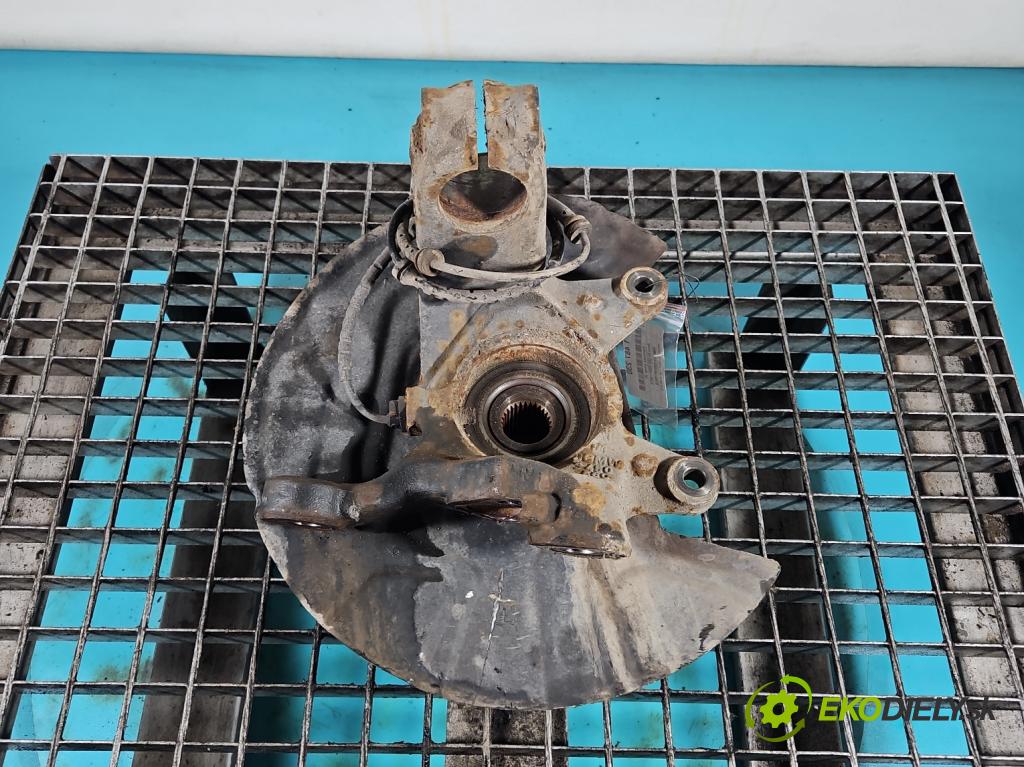 Bmw X3 E83 2003-2010 3.0d 218 hp automatic 160 kW 2993 cm3 5- náboj pravé  (Náboj kola)