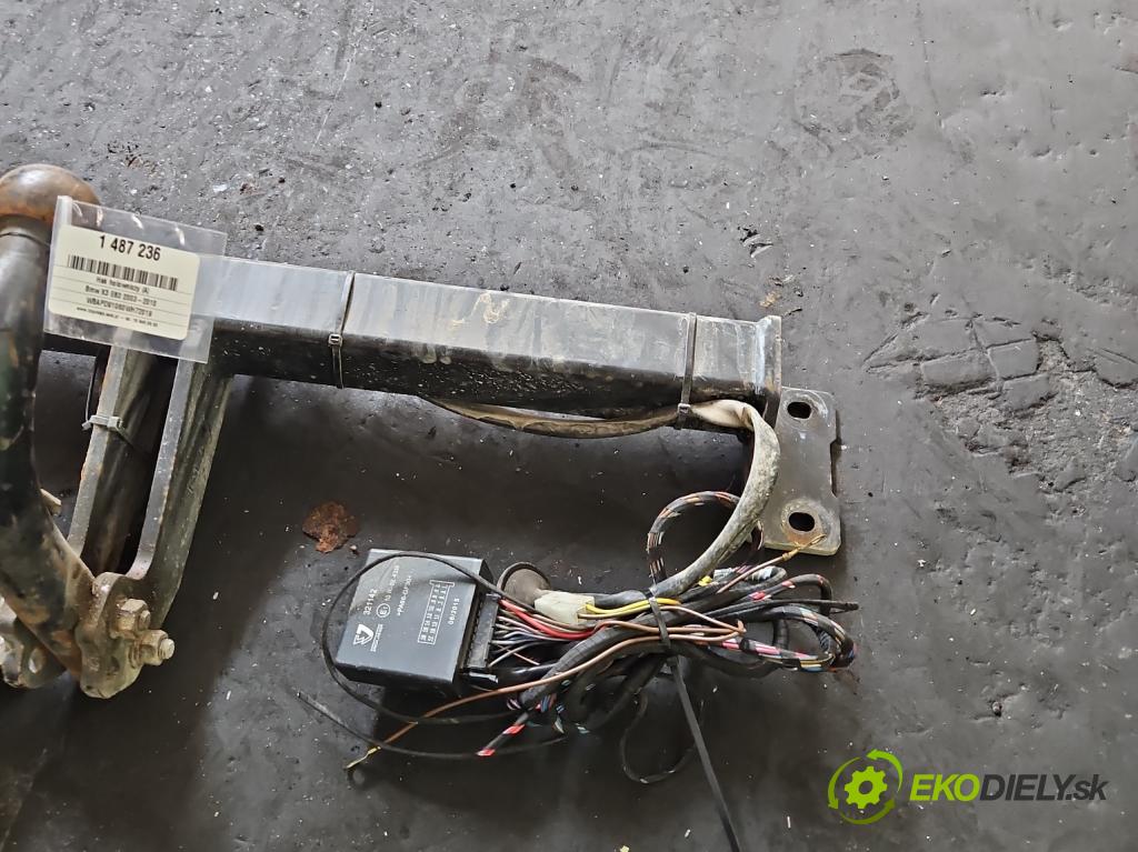 Bmw X3 E83 2003-2010 3.0d 218 hp automatic 160 kW 2993 cm3 5- oko tažné  (Tažné zařízení)