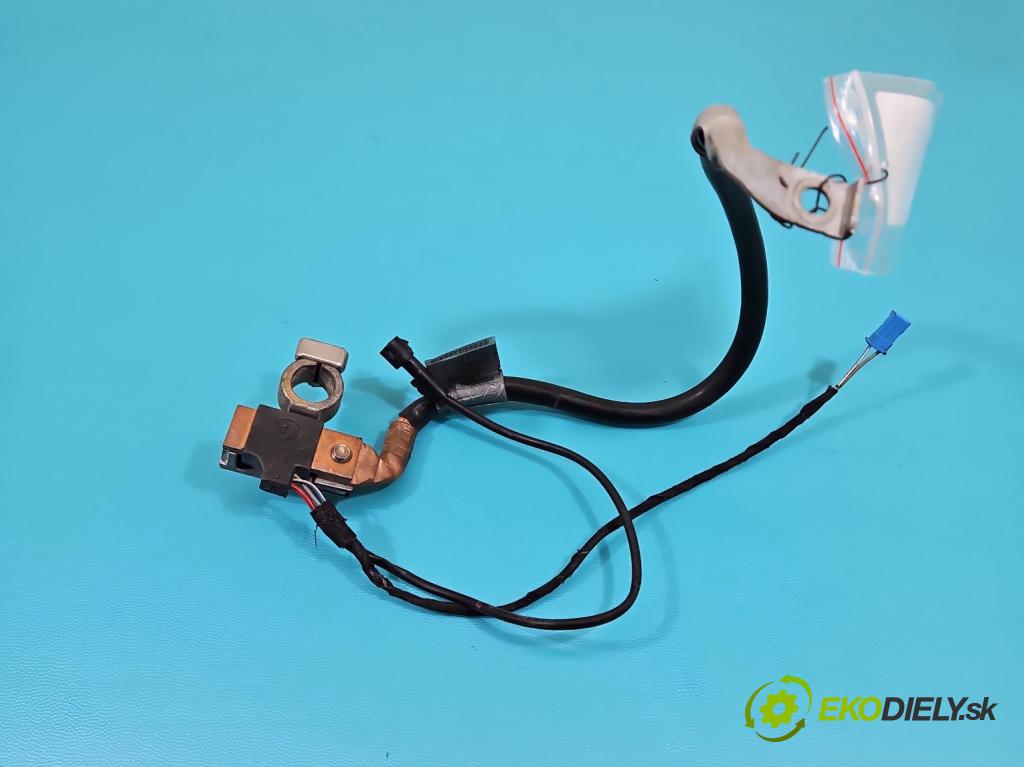 Bmw 5 E60 2003-2010 2.2 R6 170 hp  125 kW 2171 cm3 4- kontakt mínus: 6928989