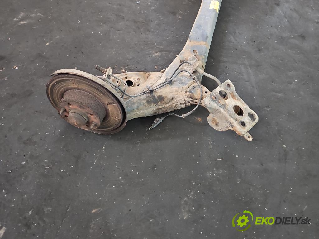 Fiat Stilo 1.9 jtd 120 HP manual 88 kW 1910 cm3 5- zadna výstuha  (Výstuha zadná)