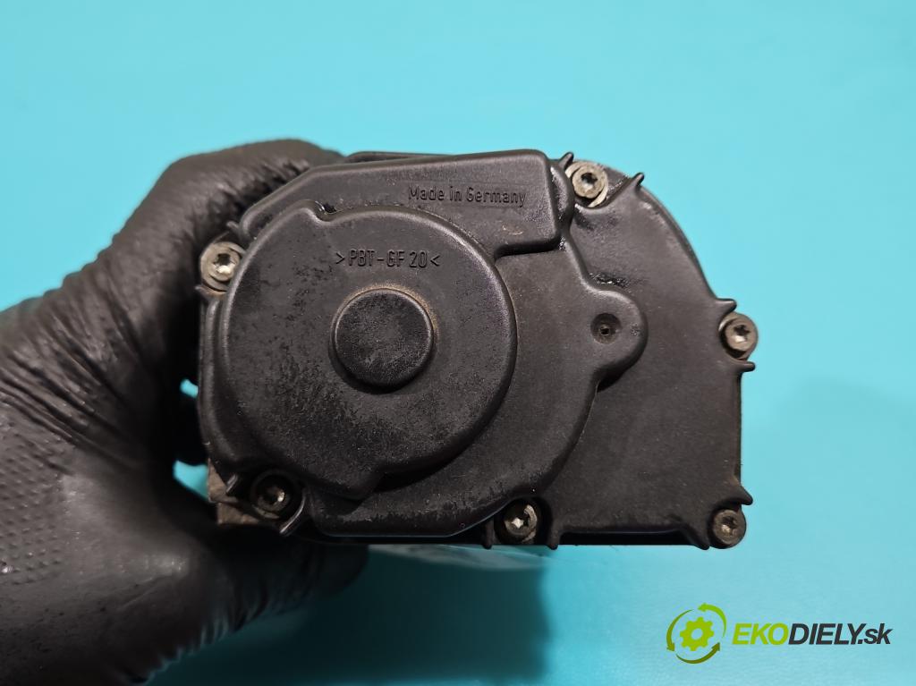 Vw Polo III 6N 1994-2001 1.6 75 HP manual 55 kW 1598 cm3 5- klapka 030133064F (Škrtiaca klapka)