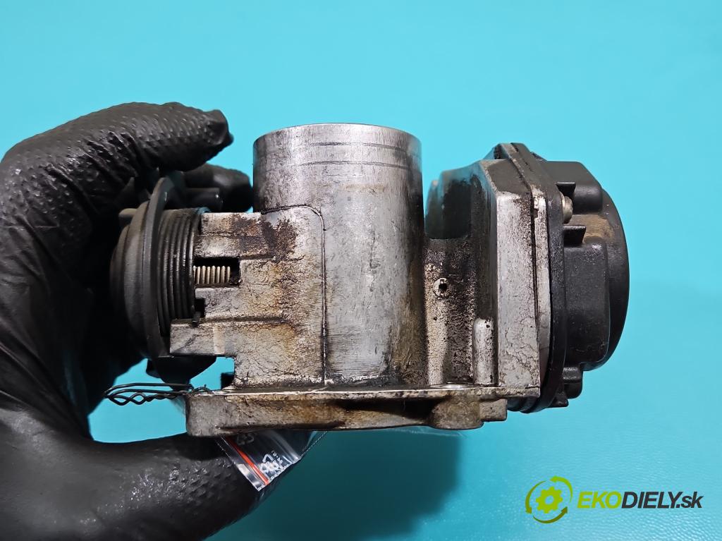 Vw Polo III 6N 1994-2001 1.6 75 HP manual 55 kW 1598 cm3 5- klapka 030133064F (Škrtiaca klapka)