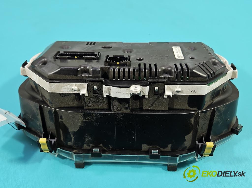 Toyota Yaris III 2011-2020 1.3 vvt-i 99 HP manual 73 kW 1329 cm3 5- prístrojovka/ budíky 83800-0U270 (Prístrojová doska)