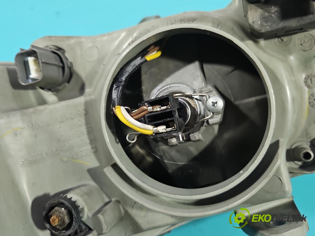 Honda Accord VI 1998-2002 1.6 16v 116 HP manual 85 kW 1590 cm3 5- Reflektor: pravý  (Svetlo predné pravé)