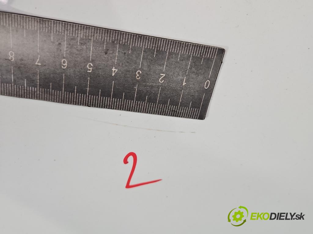 Dacia Dokker 2012- 1.3 TCE: 102 HP manual 75 kW 1332 cm3 5- kapota predná