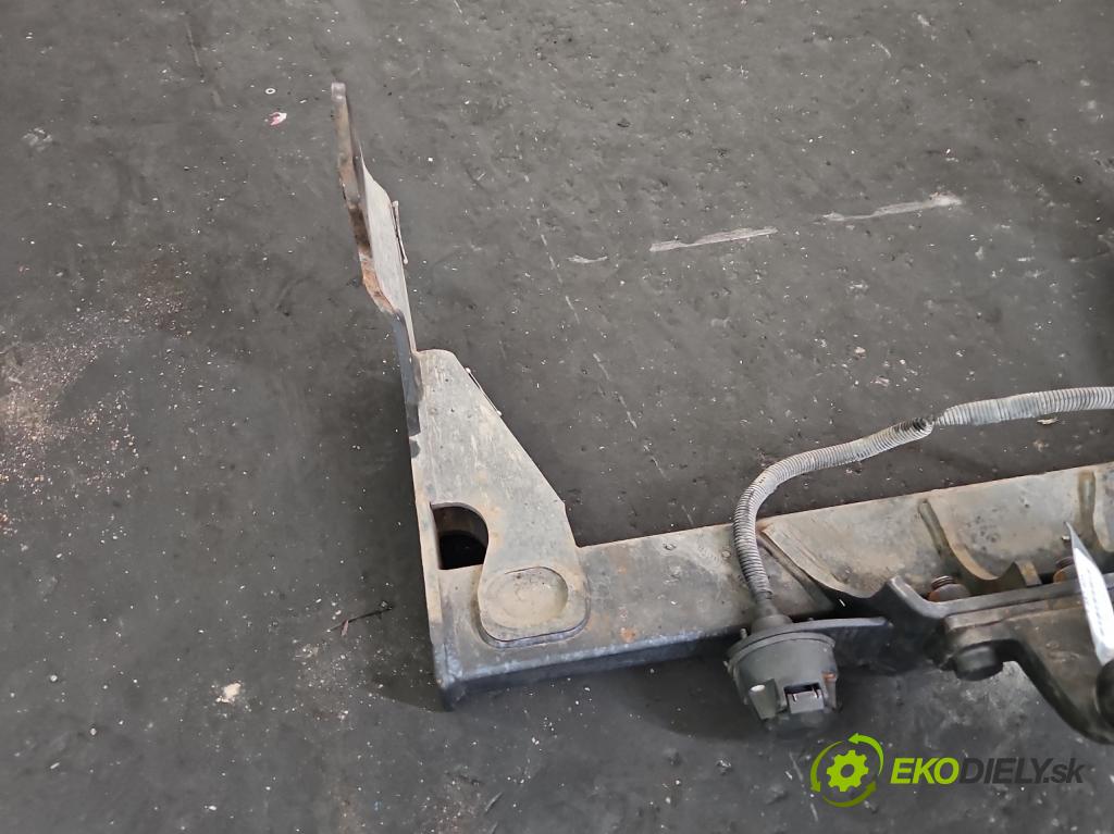 Ford Transit Custom 2013- 2.0 tdci 131 hp manual 96 kW 1995 cm3 5- oko tažné  (Tažné zařízení)