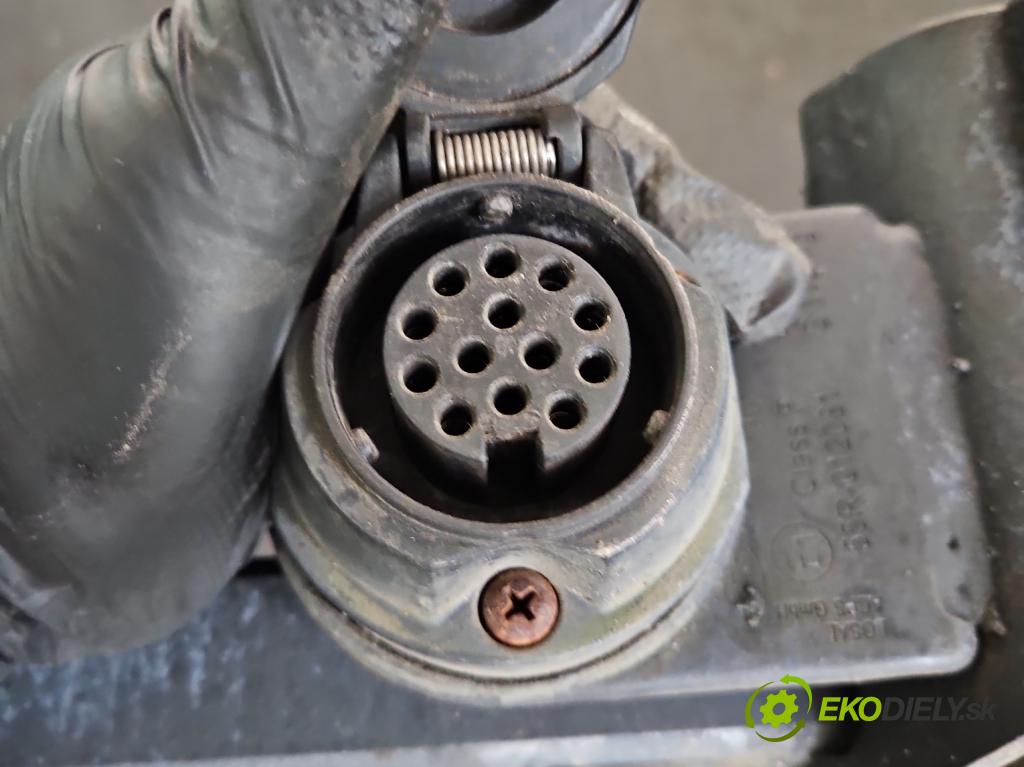 Ford Transit Custom 2013- 2.0 tdci 131 hp manual 96 kW 1995 cm3 5- oko tažné  (Tažné zařízení)