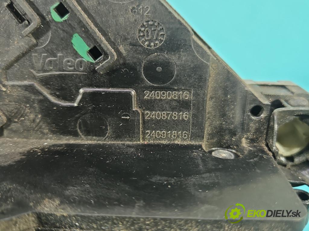 Citroen C4 Grand picasso I 2006-2013 1.6 HDI 109 hp manual 80 kW 1560 cm3 5- zámek přední levý 24090816