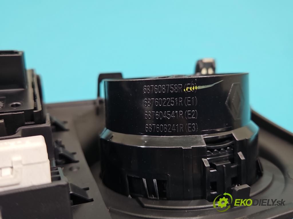 Dacia Dokker 2012- 1.3 TCE: 102 HP manual 75 kW 1332 cm3 5- Mřížka: kúrenia stredová 682605601R (Mriežka kúrenia (fukár))