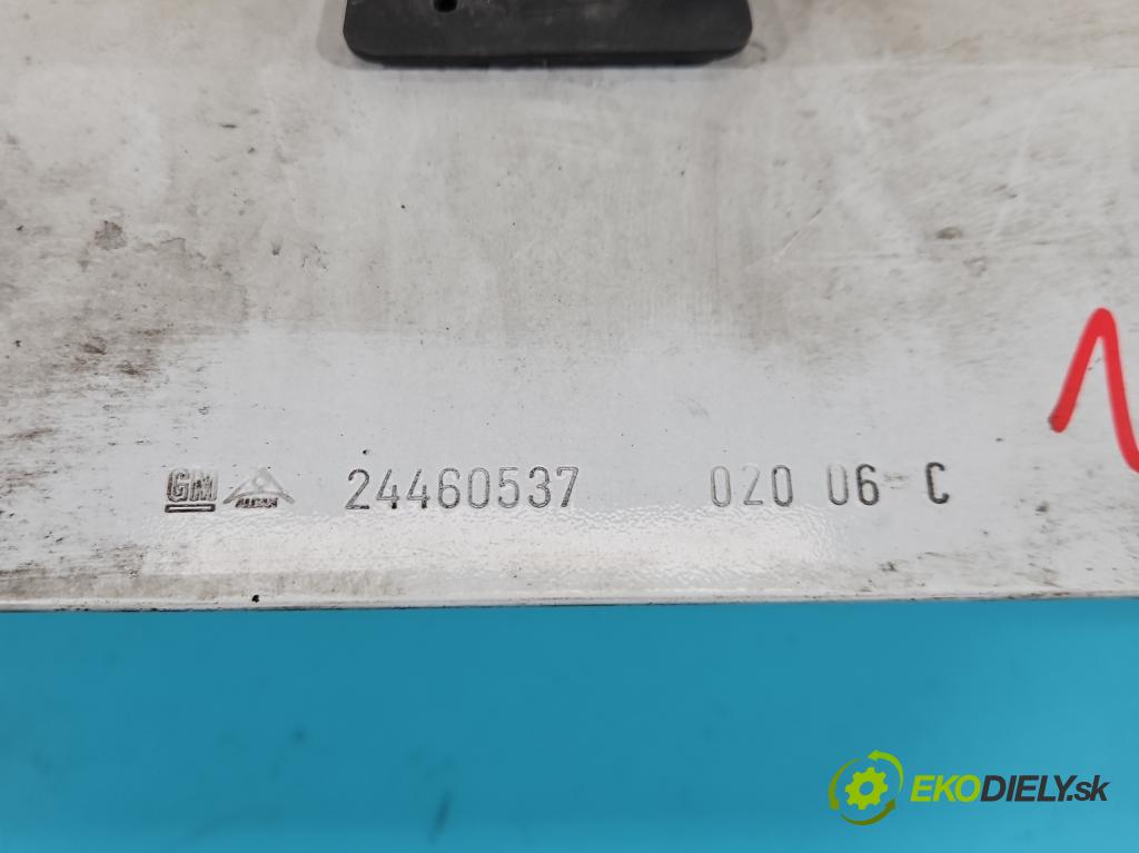 Opel Astra III 2004-2014 1.9 cdti 120 hp manual 88 kW 1910 cm3 5- výztuha nárazníku přední 24460537