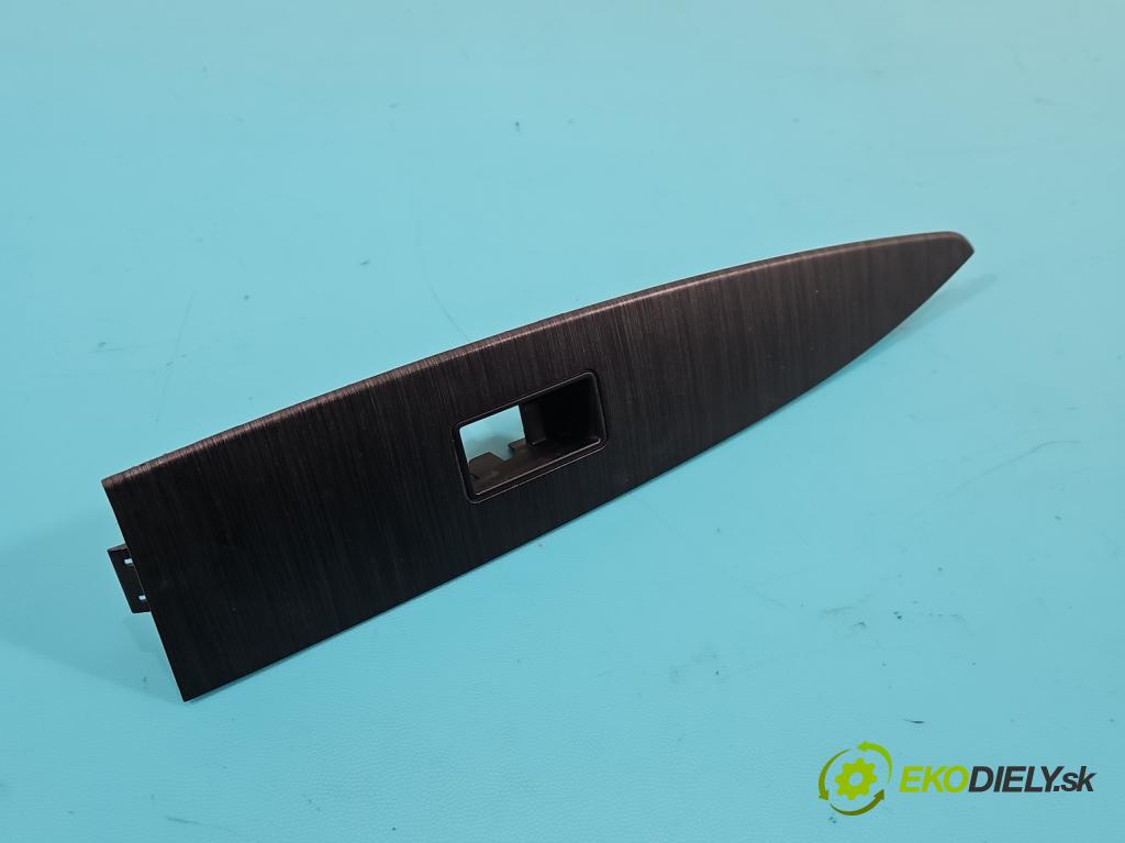 Toyota Avensis III T27 2009-2018 2.0 16v 152KM manual 112 kW 1987 cm3 5- lišta ozdobná vnitŕní: 74231-05220