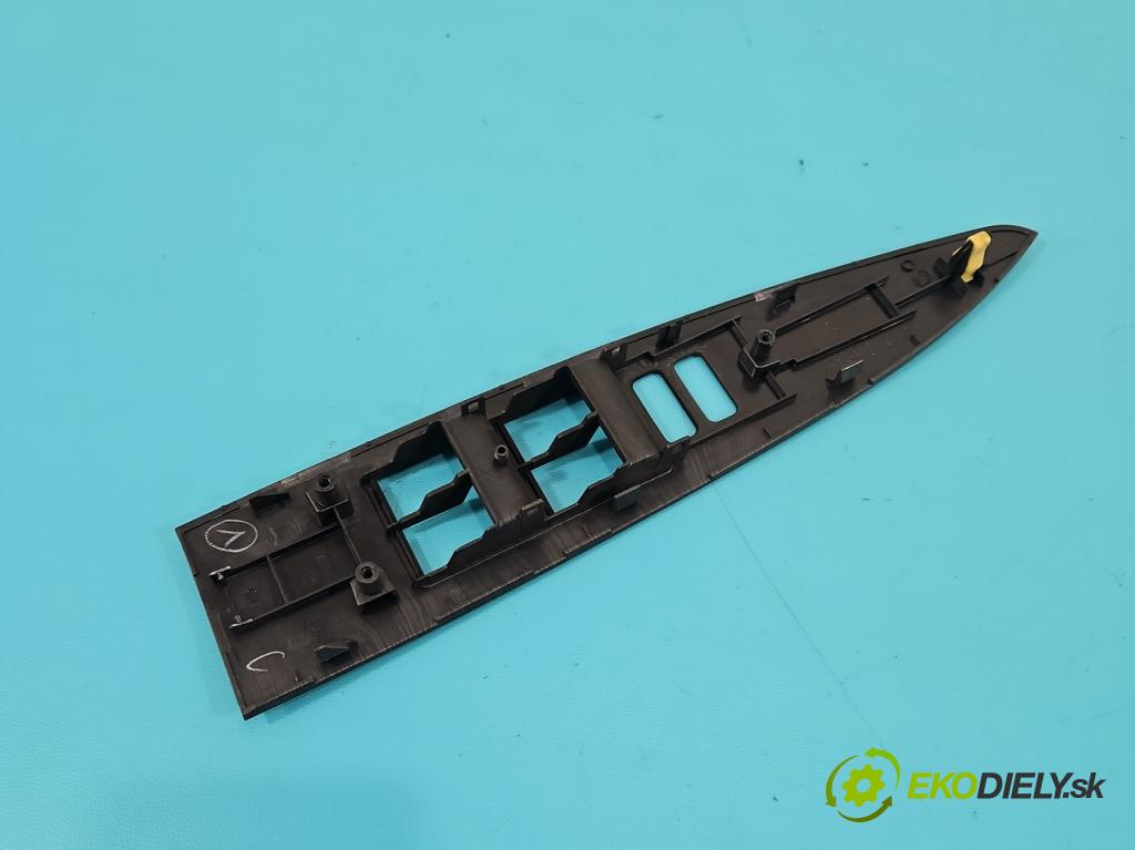 Toyota Avensis III T27 2009-2018 2.0 16v 152KM manual 112 kW 1987 cm3 5- lišta ozdobná vnitŕní: 74231-05220