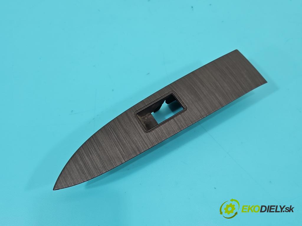 Toyota Avensis III T27 2009-2018 2.0 16v 152KM manual 112 kW 1987 cm3 5- lišta ozdobná vnitŕní: 74231-05220