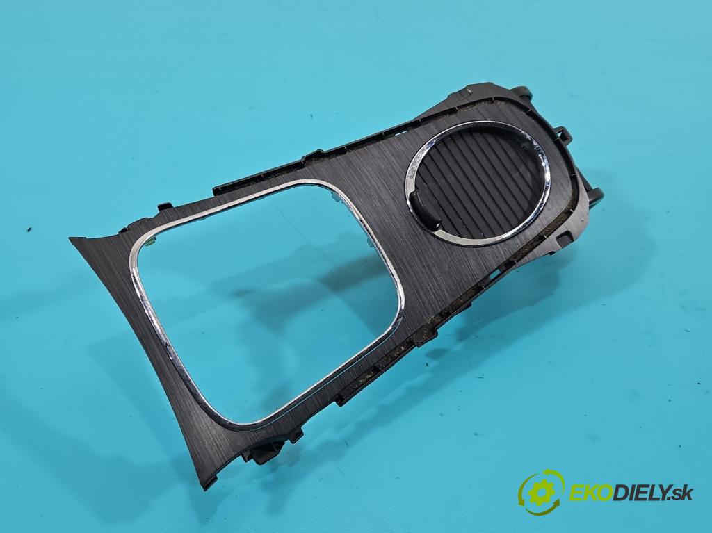 Toyota Avensis III T27 2009-2018 2.0 16v 152KM manual 112 kW 1987 cm3 5- lišta ozdobná vnitŕní: 74231-05220