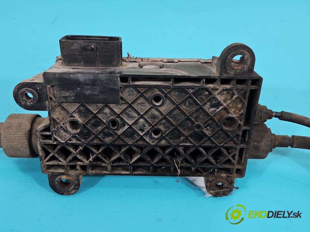 Toyota Avensis III T27 2009-2018 2.0 16v 152KM manual 112 kW 1987 cm3 5- Brzda manuál: elektrický: 46300-05010 (Ručná brzda)