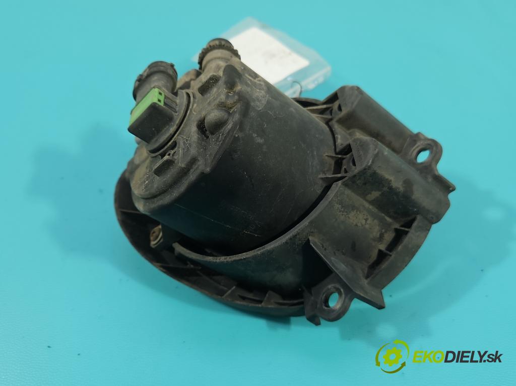 Toyota Avensis III T27 2009-2018 2.0 16v 152KM manual 112 kW 1987 cm3 5- Halogen pravý 81210-0D041 (Klika dveří ostatní)