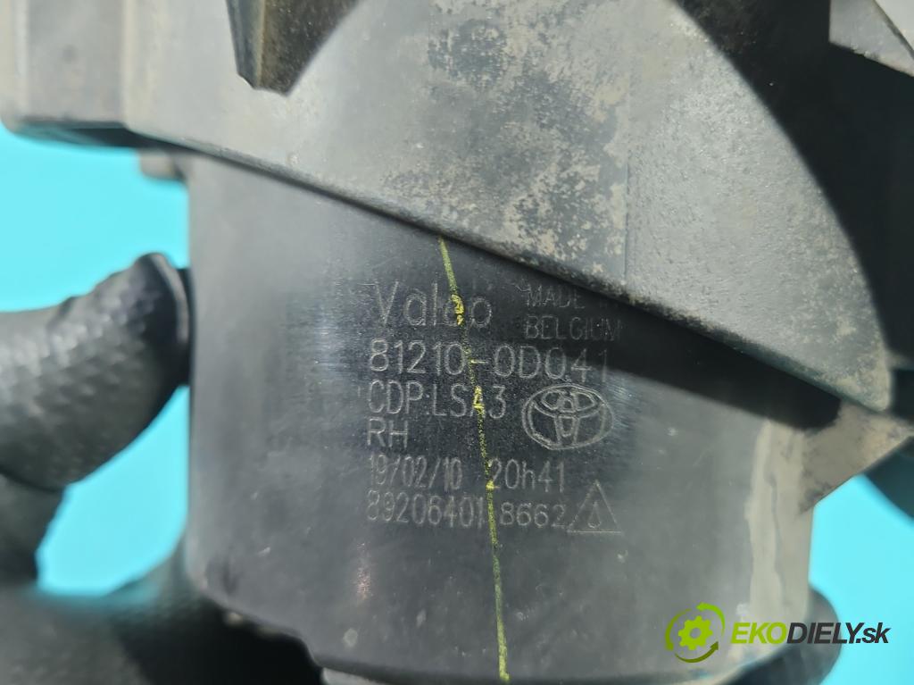 Toyota Avensis III T27 2009-2018 2.0 16v 152KM manual 112 kW 1987 cm3 5- Halogen pravý 81210-0D041 (Klika dveří ostatní)
