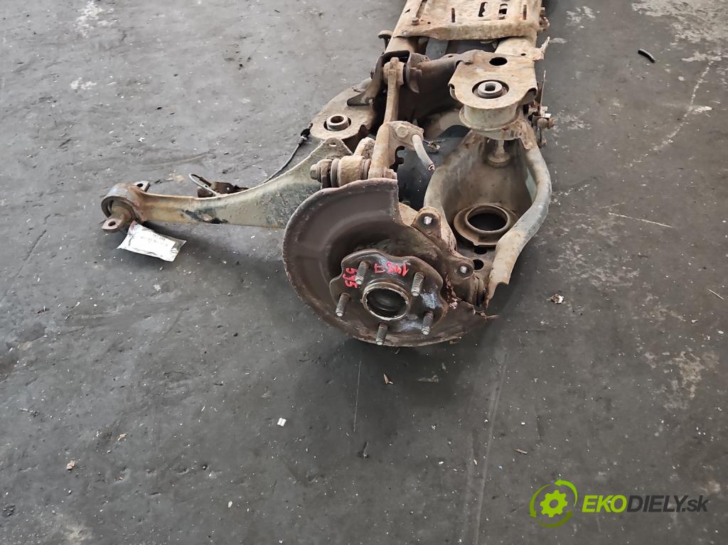 Toyota Avensis III T27 2009-2018 2.0 16v 152KM manual 112 kW 1987 cm3 5- zadní výztuha  (Zadní výztuha)