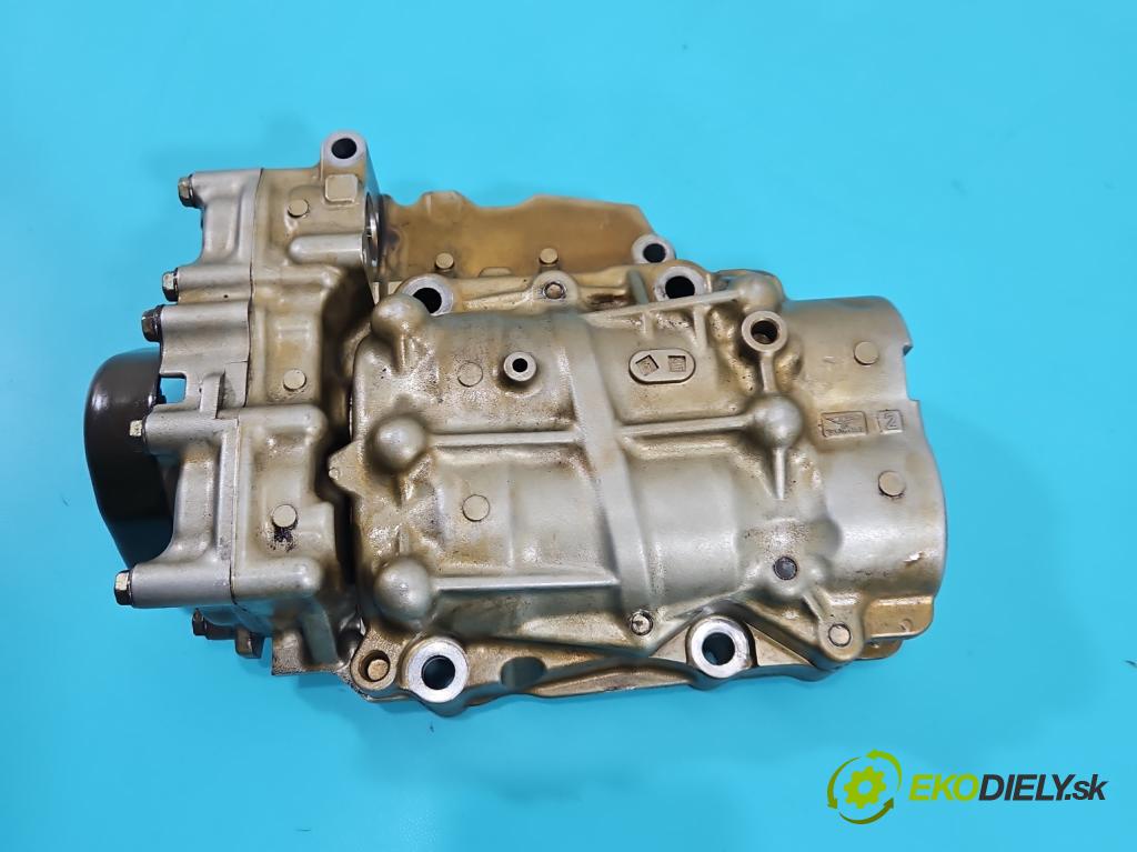 Suzuki Grand Vitara II 2005-2014 2.4 16V 169KM manual 124 kW 2393 cm3 5- čerpadlo oleja: ME170076 (Olejová pumpa)