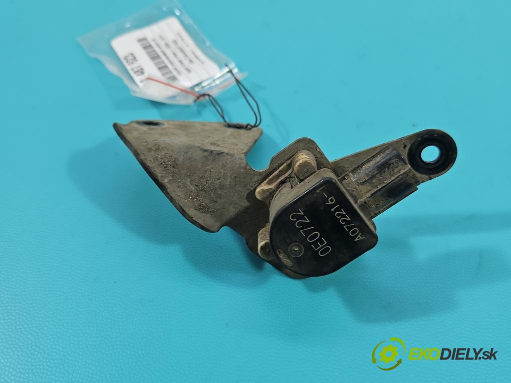 Suzuki Grand Vitara II 2005-2014 2.4 16V 169KM manual 124 kW 2393 cm3 5- snímač nastavenia xenon A072216-1 (Snímač)