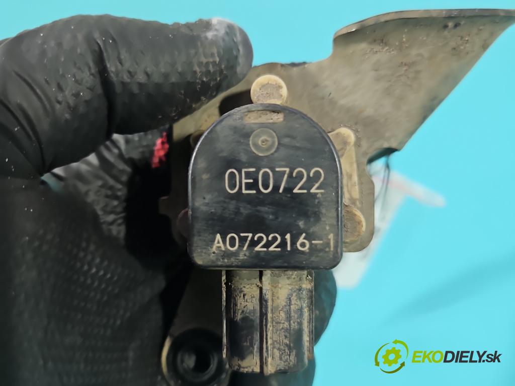 Suzuki Grand Vitara II 2005-2014 2.4 16V 169KM manual 124 kW 2393 cm3 5- snímač nastavenia xenon A072216-1 (Snímač)