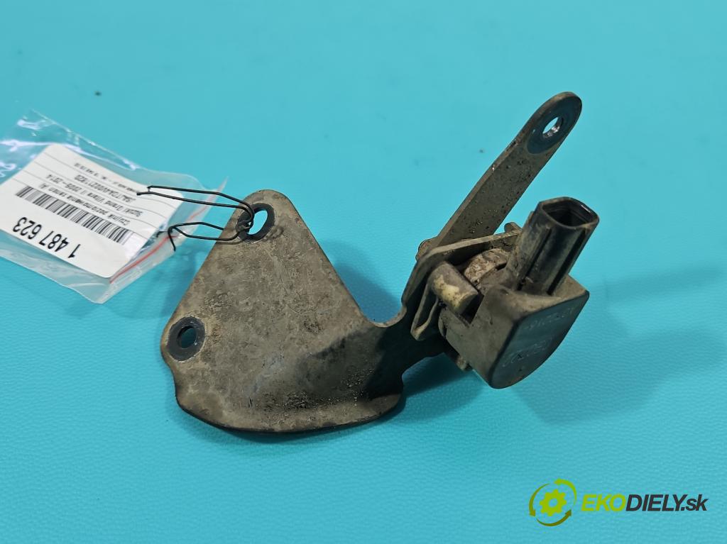 Suzuki Grand Vitara II 2005-2014 2.4 16V 169KM manual 124 kW 2393 cm3 5- snímač nastavenia xenon A072216-1 (Snímač)