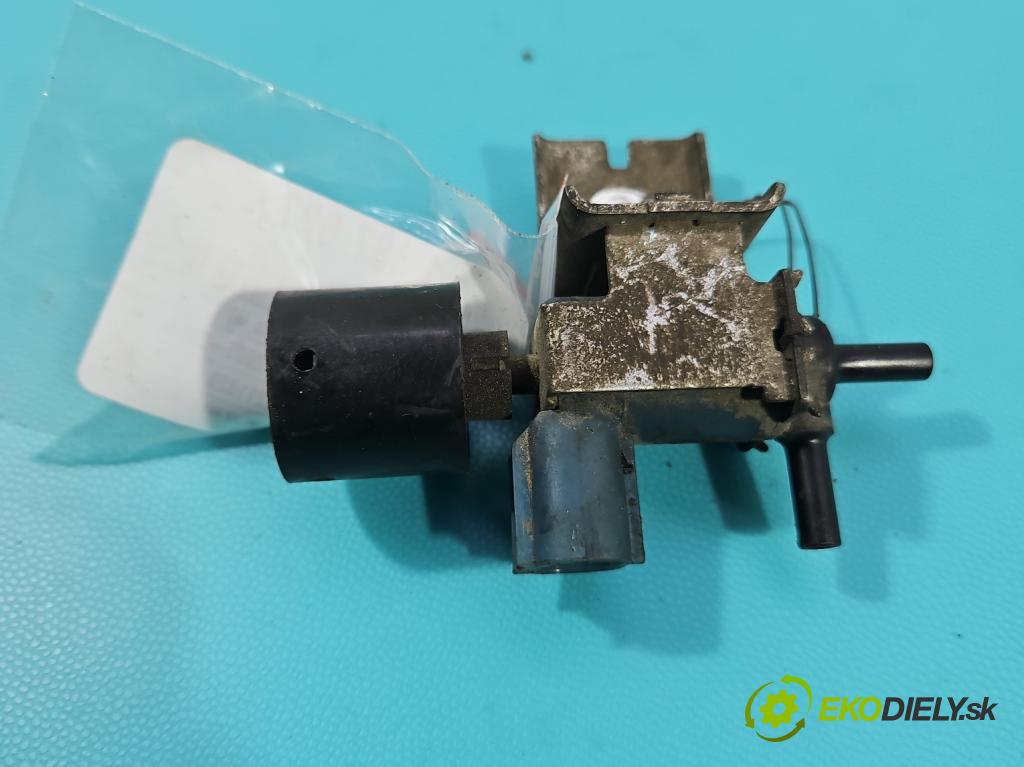 Suzuki Grand Vitara II 2005-2014 2.4 16V 169KM manual 124 kW 2393 cm3 5- ventil podtlaku  (Ventil)