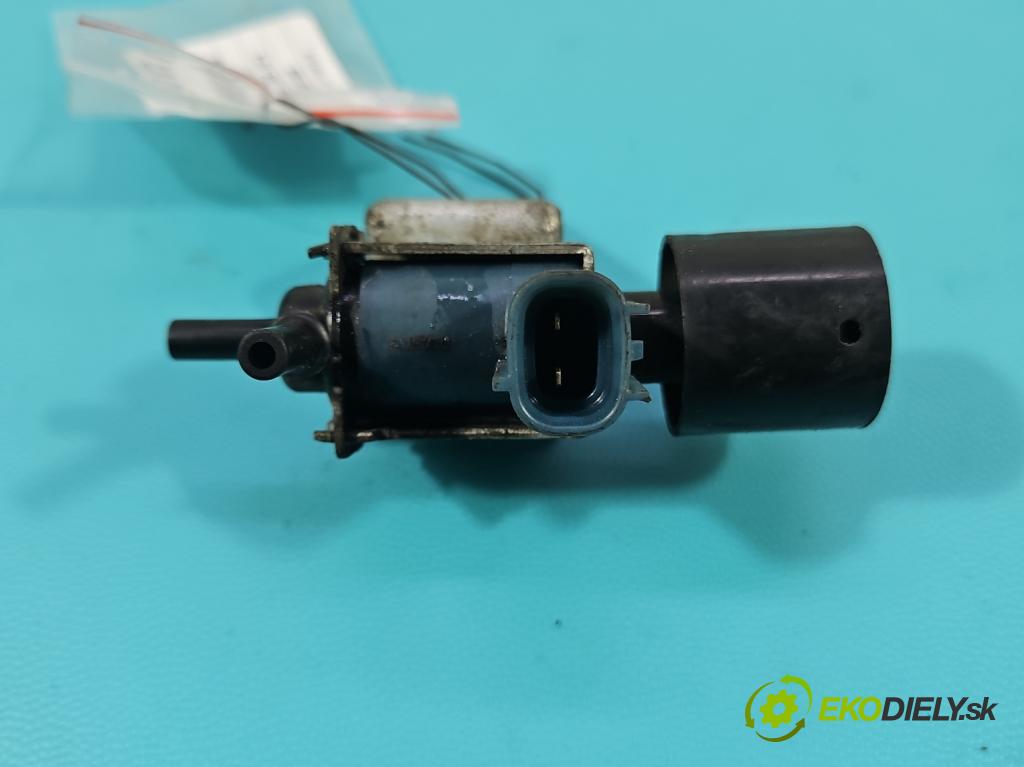 Suzuki Grand Vitara II 2005-2014 2.4 16V 169KM manual 124 kW 2393 cm3 5- ventil podtlaku  (Ventil)